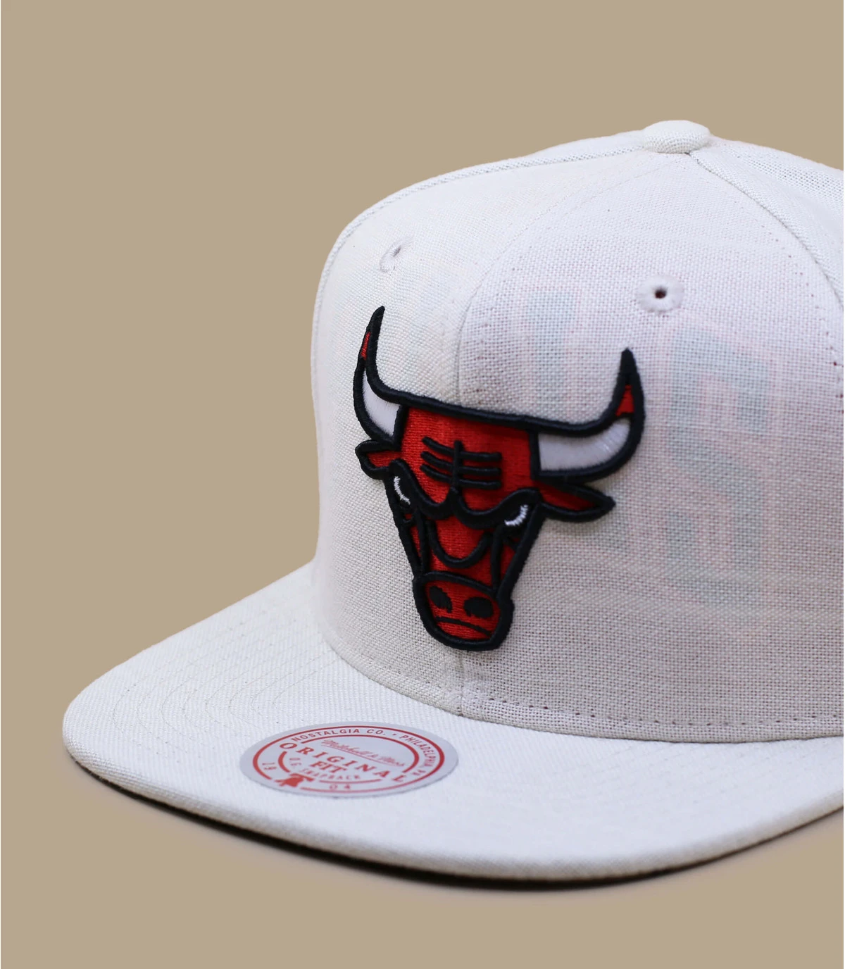 Mitchell & Ness Cut Away Bulls – Image 3